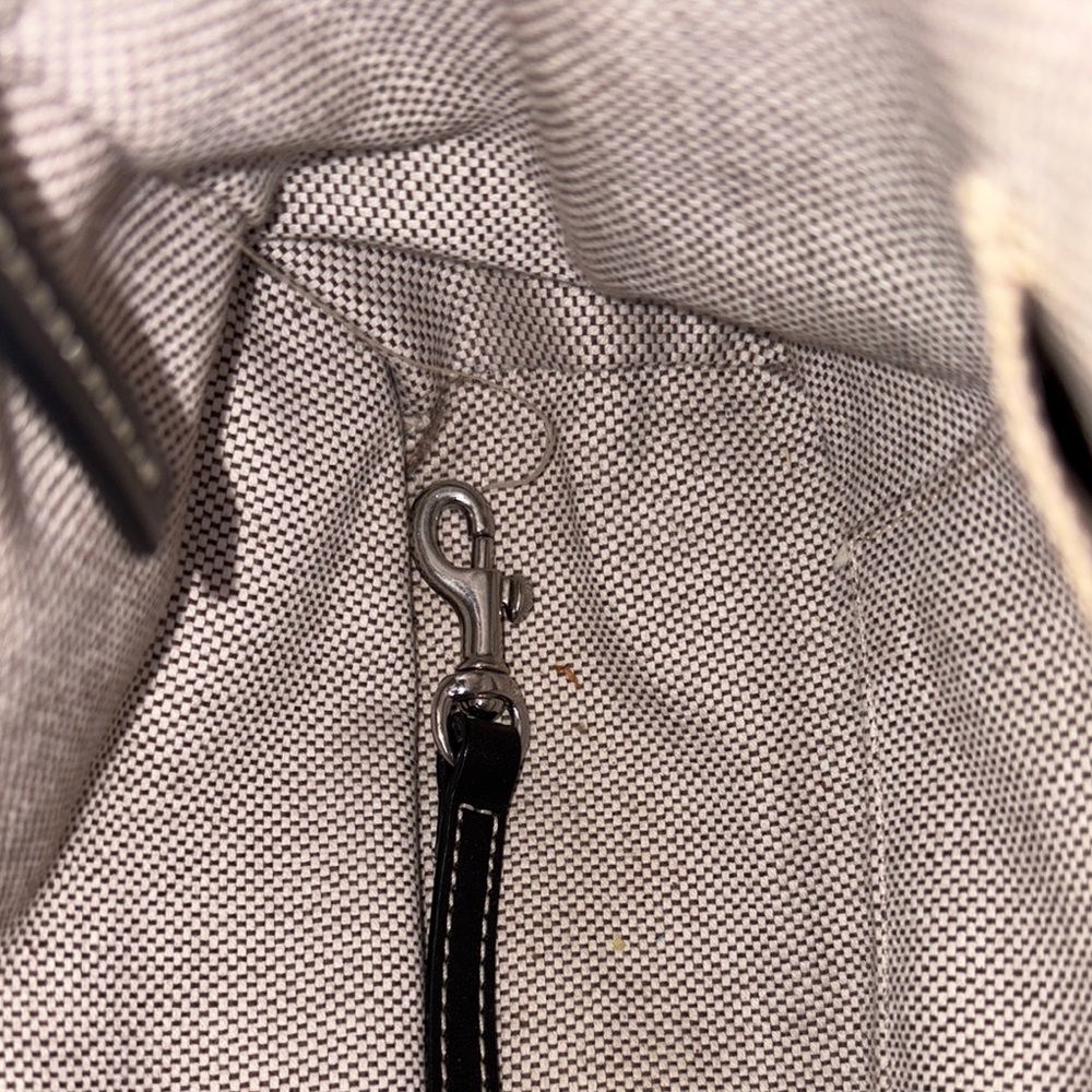 Dooney & Bourke Signature Monogram Satchel Heart Toggle Closure Black Grey - Picture 6 of 14